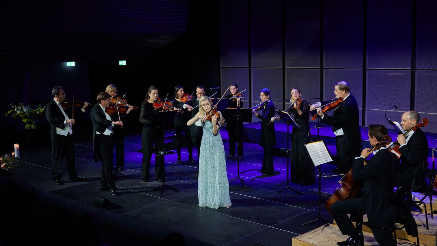 It is a wonderful concert. A concert like the Northern Lights
